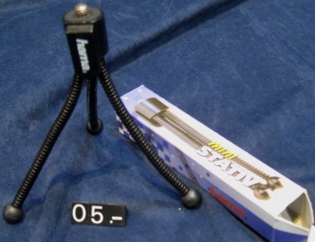 05 HAMA MINI STATIV